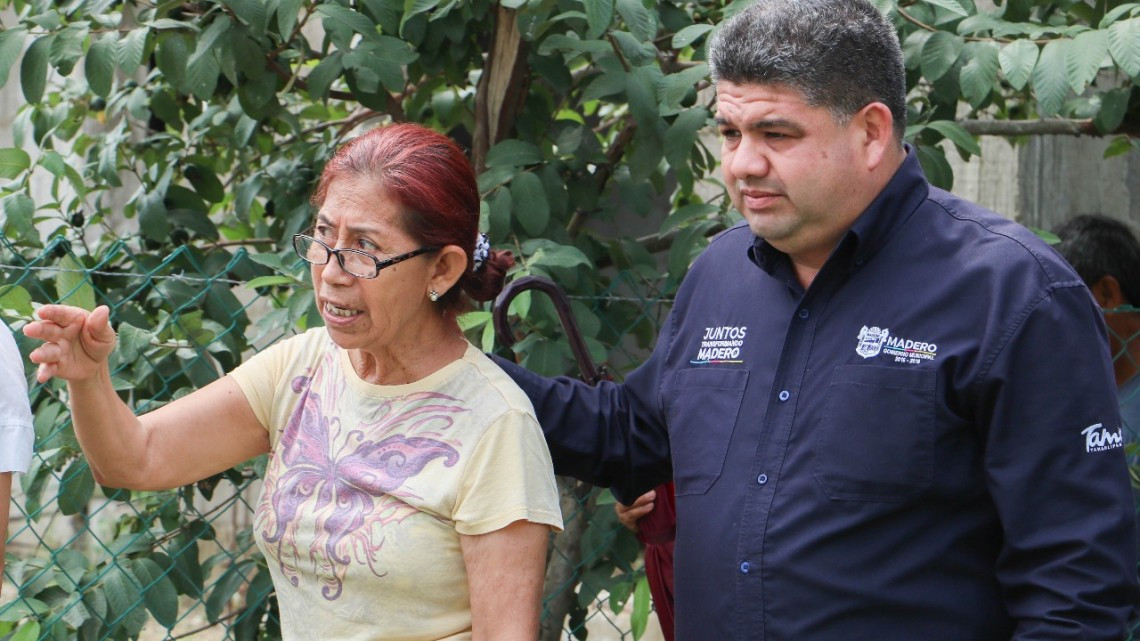 Más y mejores accesos lleva Gobierno de Madero a colonias