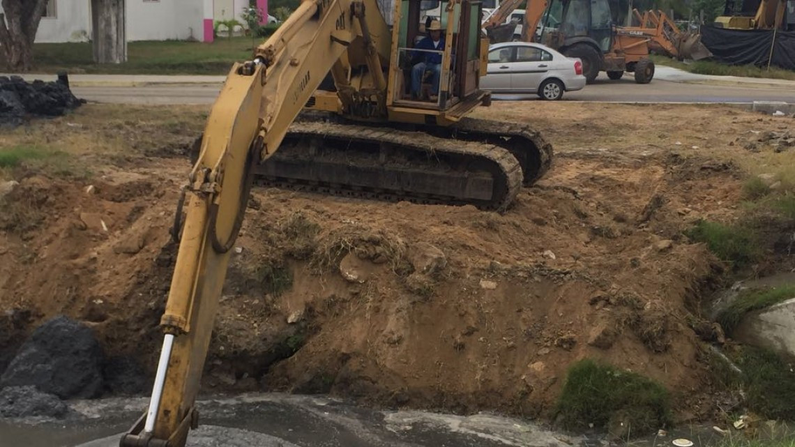 Avanzan proyectos de obra incluyen drenes pluviales y calles