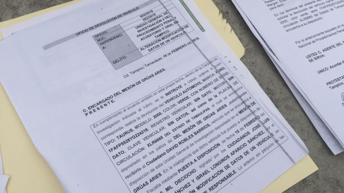 Oficina fiscal expide placas con reporte de robo