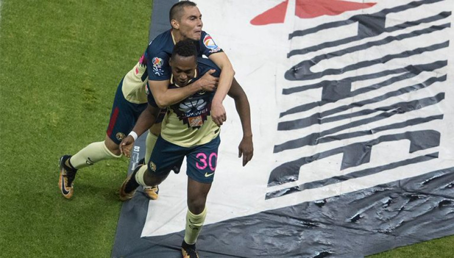 América vence a Chivas 2-1 y se lleva el Clásico Nacional 
