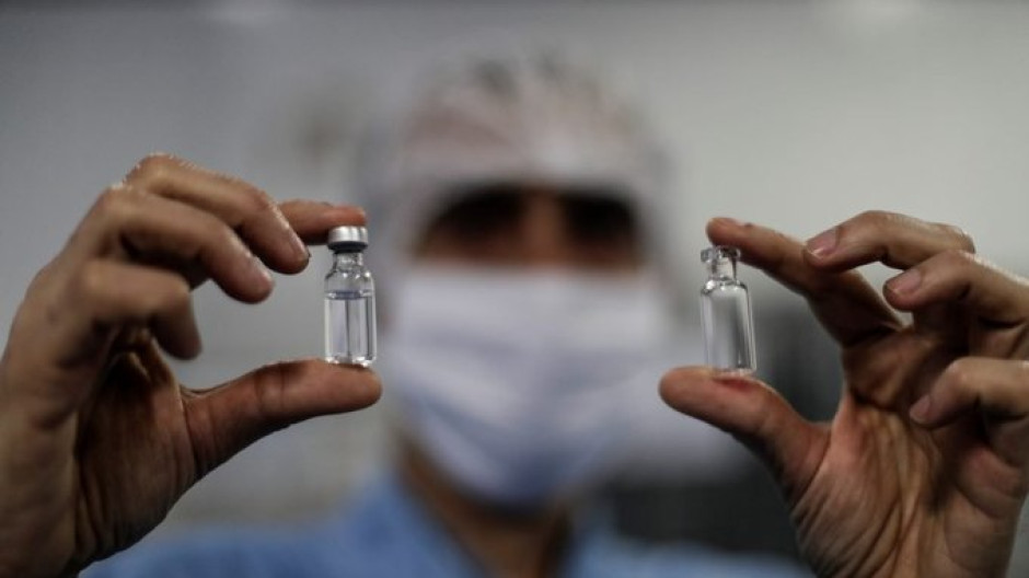 Segundo paciente en los ensayos de la vacuna de AstraZeneca sufre un trastorno neurológico sin explicación