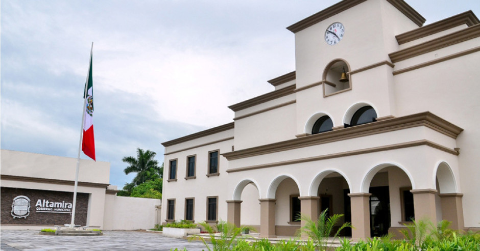 Reducen nómina de actual administración