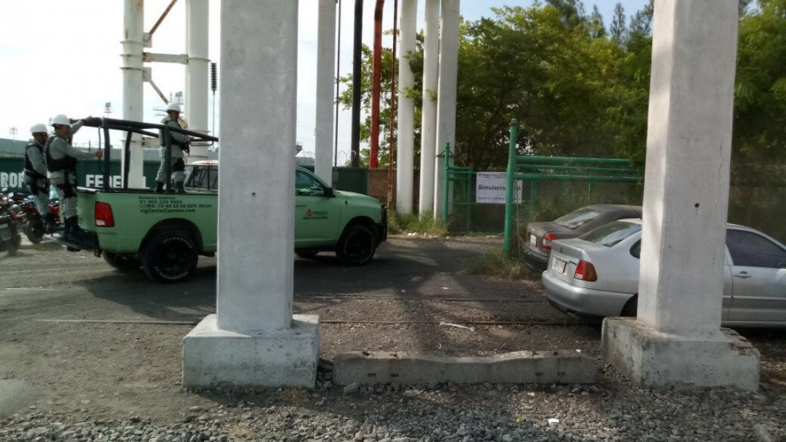 Pemex realiza simulacro en válvula de gasoducto