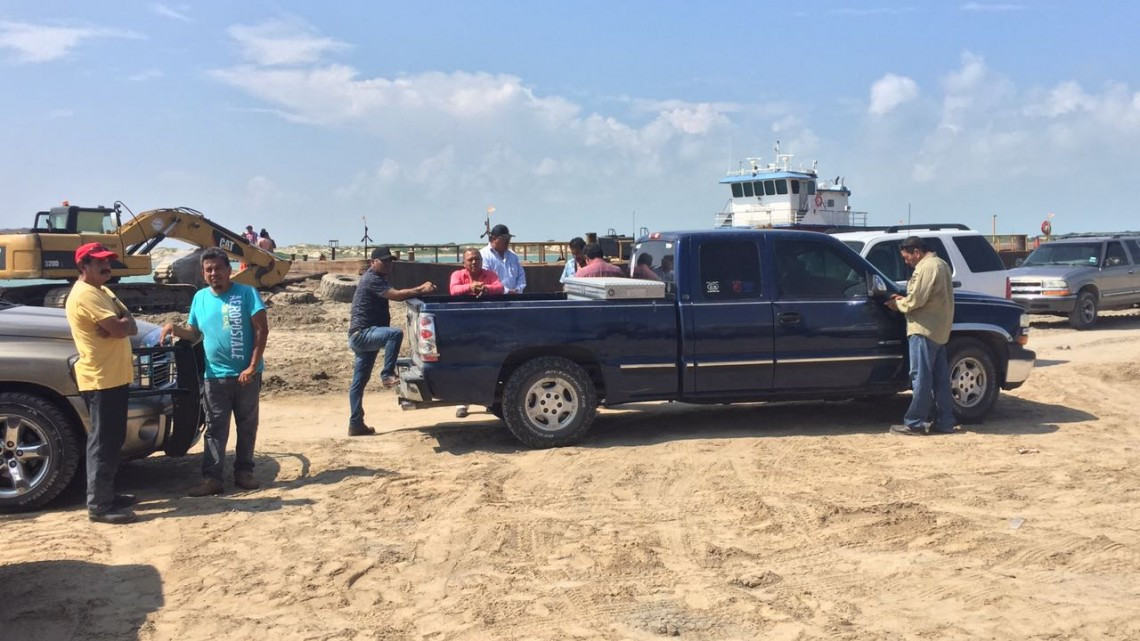 Paran labores en carretera al "Mezquital" 
