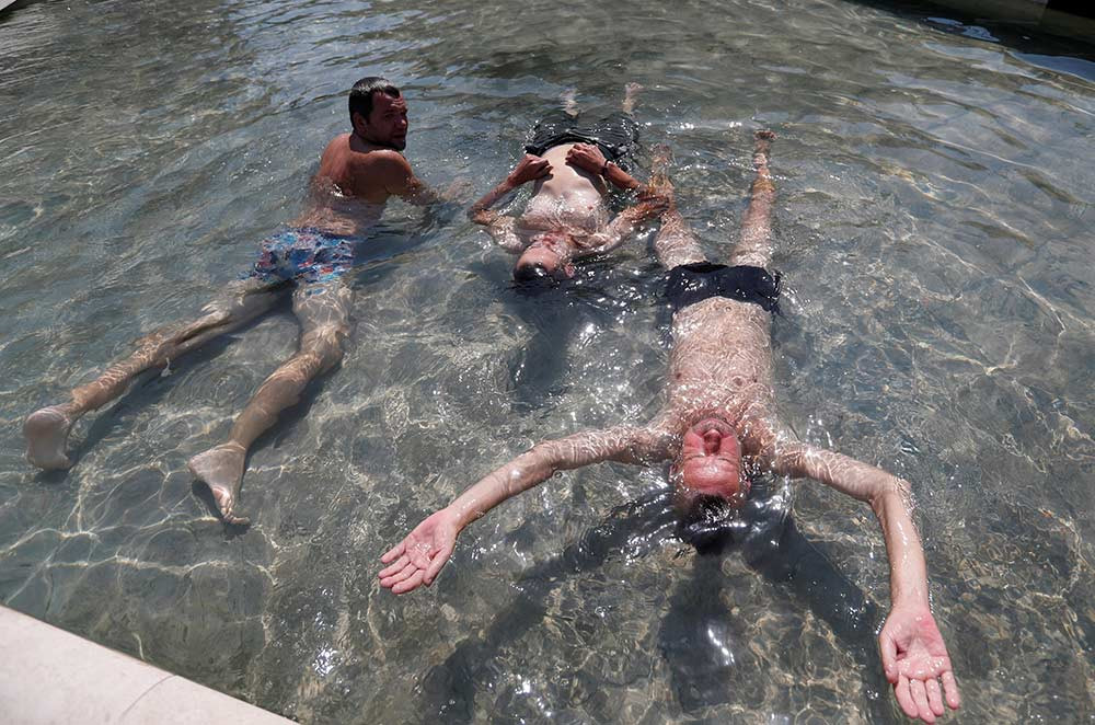 Lucifer cobra dos vidas y emiten estado de emergencia 