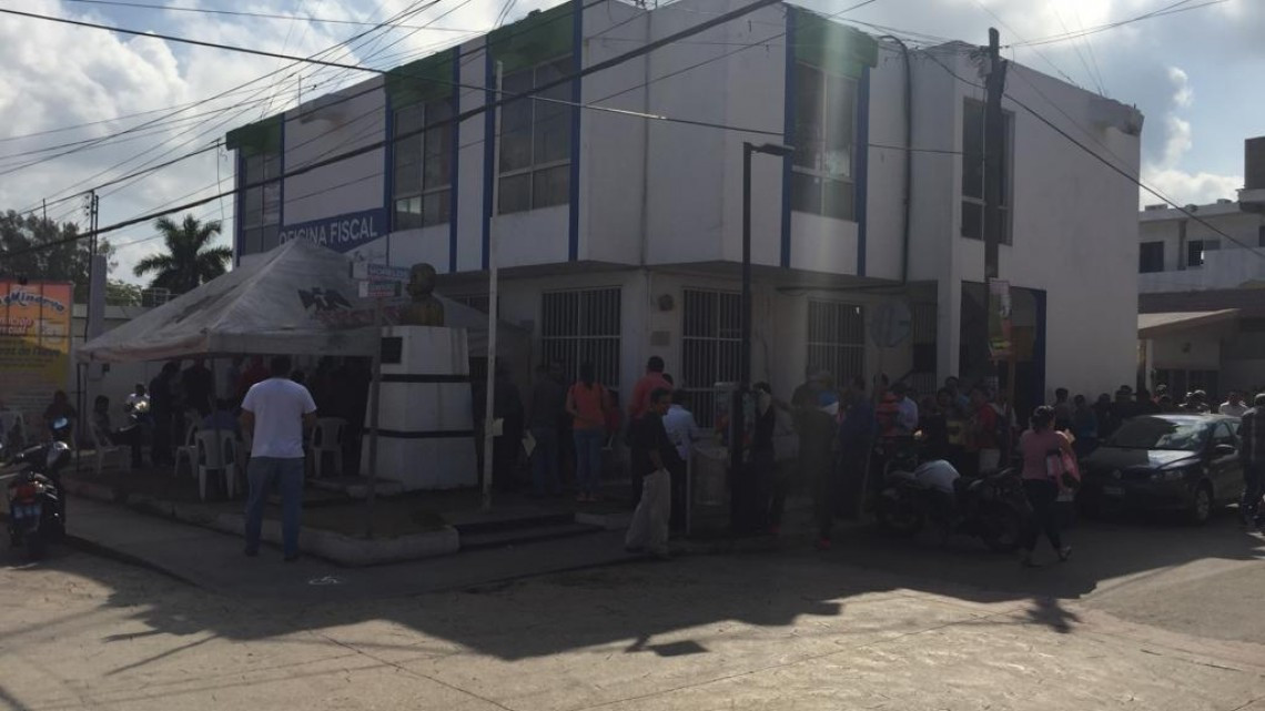 Buscan actualizar el padrón vehicular en la oficina fiscal de Altamira