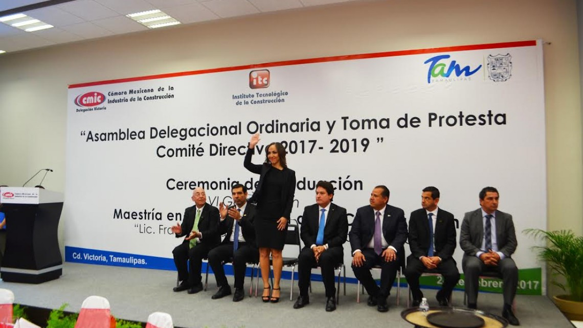 Se reúne Obras Públicas con CMIC