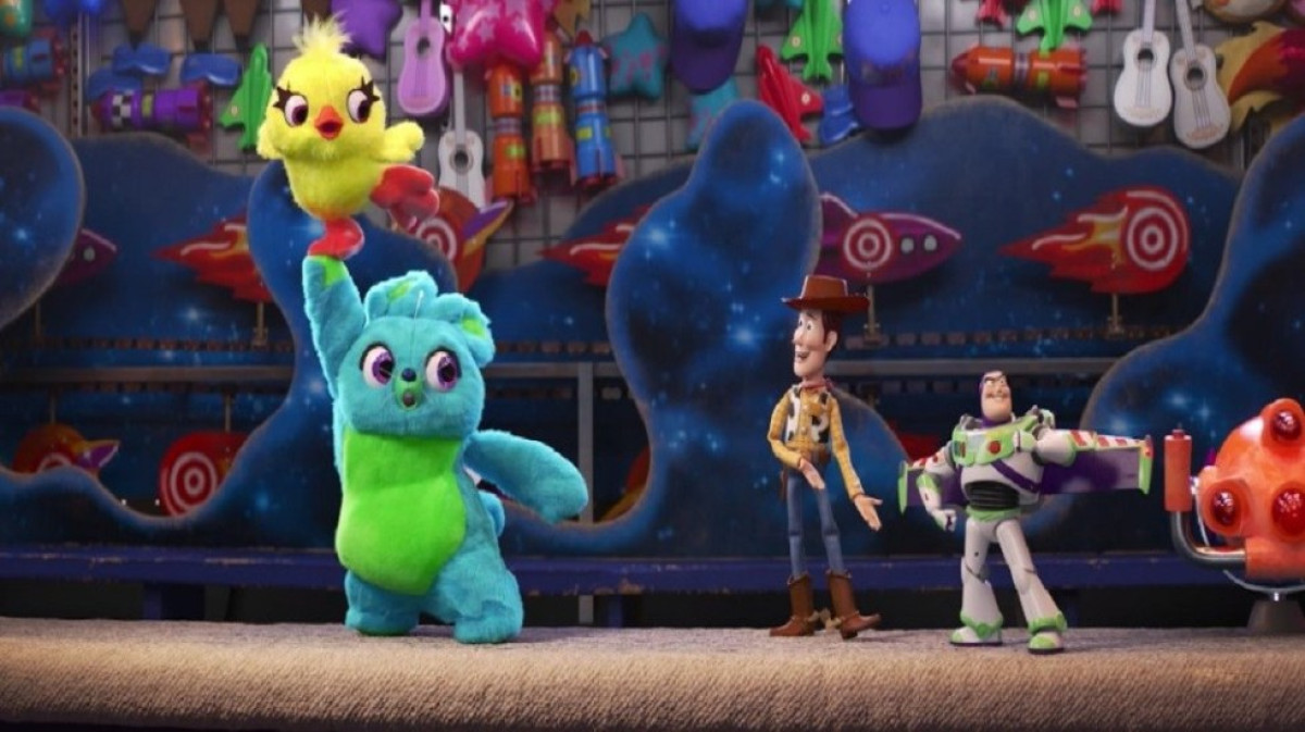 ‘Toy Story 4’ continua liderando las taquillas 