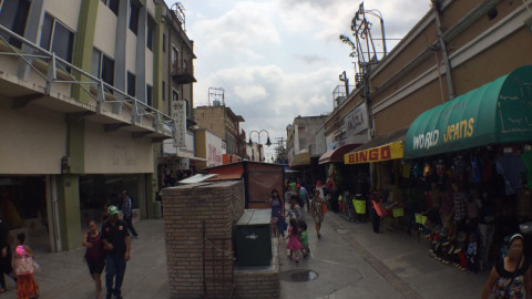 Comerciantes listos para el 10 de Mayo