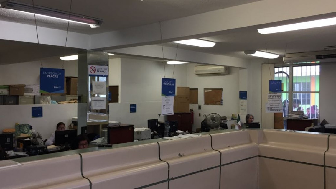 Largas filas por fallas en el sistema de cobro en la fiscal de Altamira