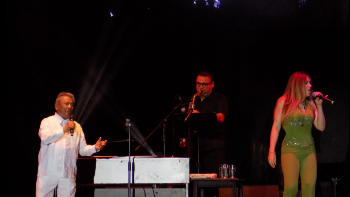 Armando Manzanero regala una `Noche Blanca´