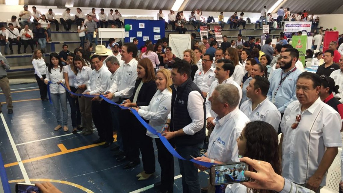 Con éxito se desarrolla la sexta feria nacional del empleo