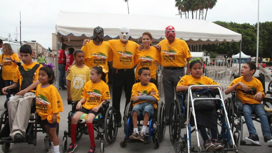 Realizan carrera "Por la Amistad Entre las Naciones Unidos y de Pie"