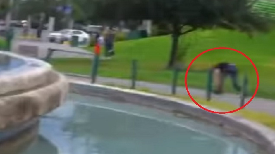 ¿Fragmentado? Así es como reacciona un chico tras huida de su pareja