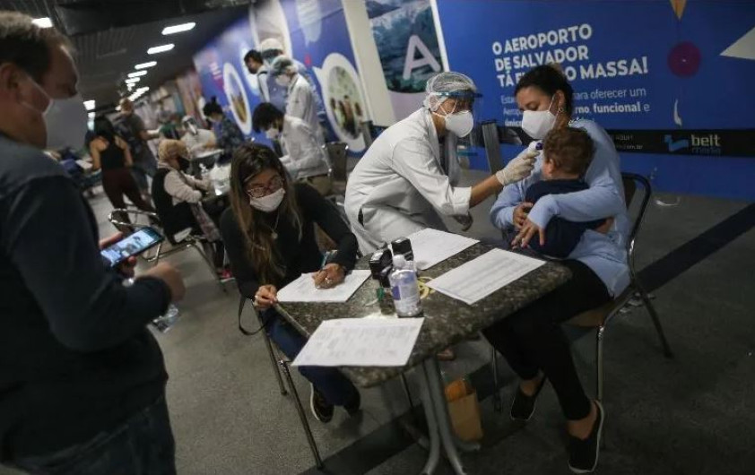 Brasil supera a Francia en número de muertes por covid-19