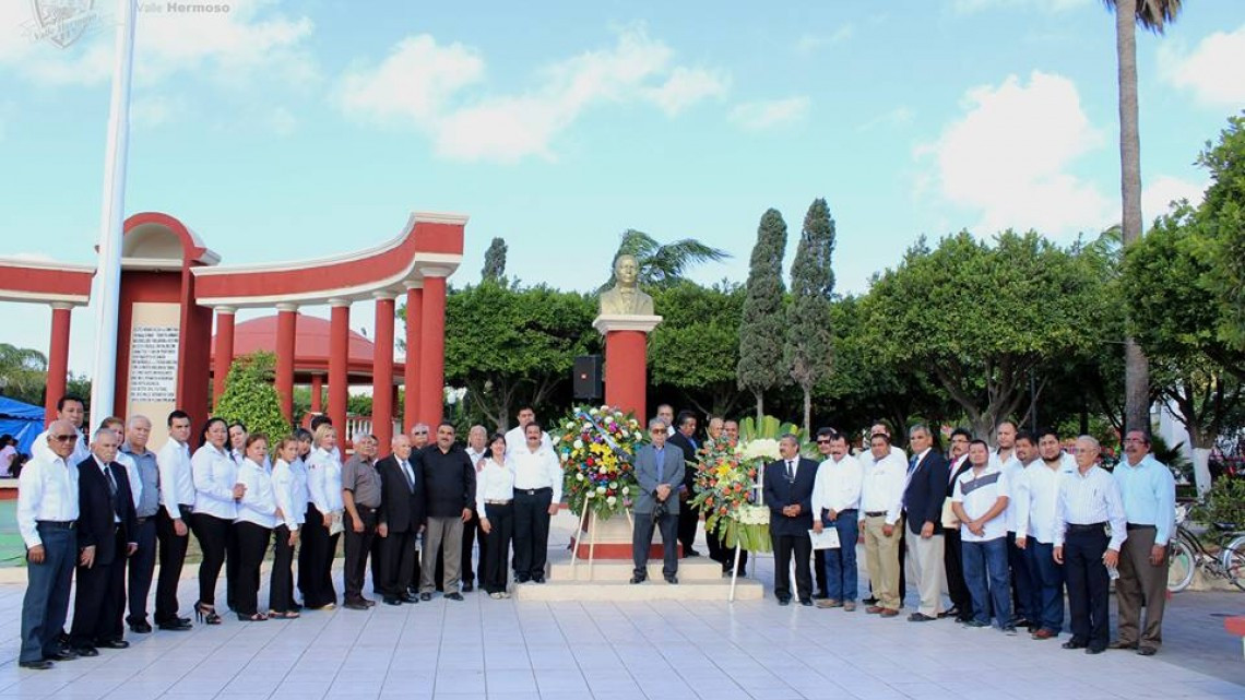 Conmemoran el CCXI aniversario de natalicio de Benito Juárez en VH