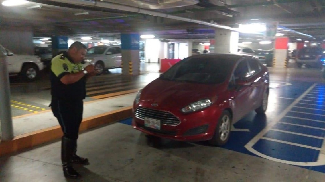 Tránsito pone en marcha operativo para respetar cajones de discapacitados