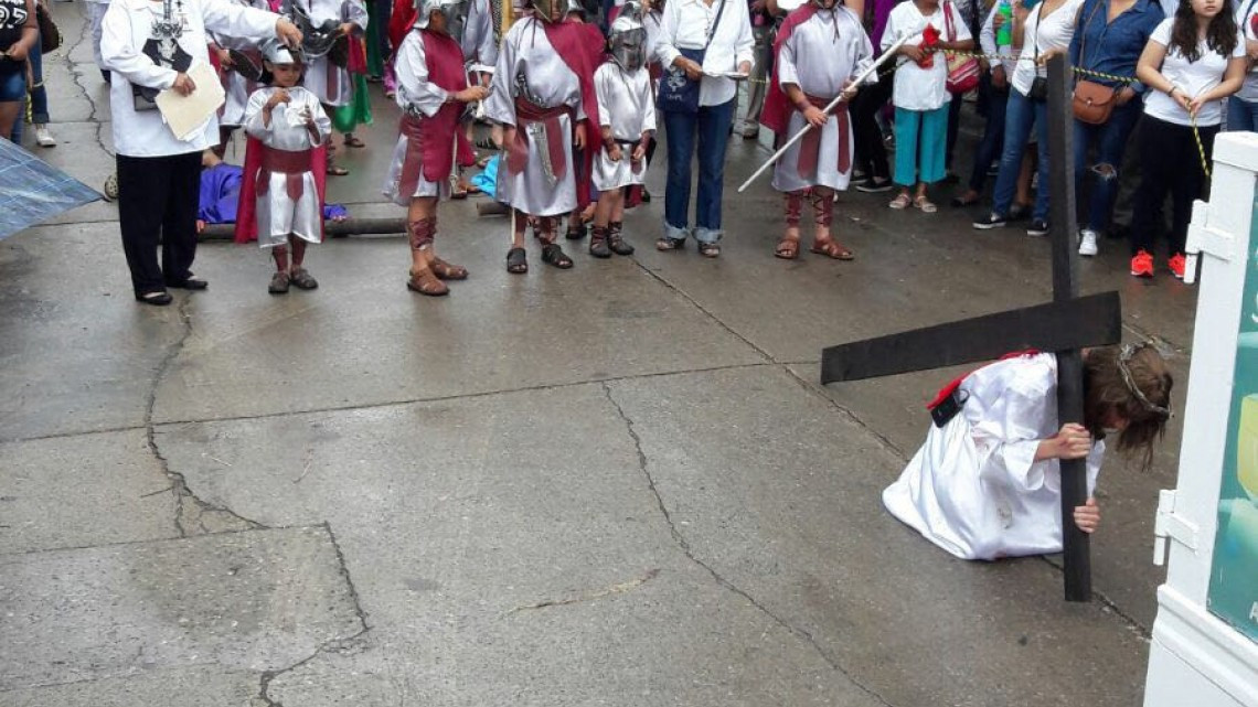 Realizan Viacrucis Infantil en  Iglesia de Ciudad Madero