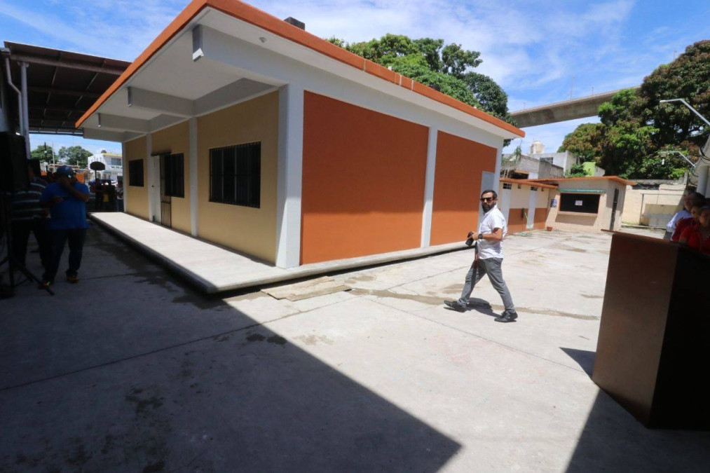 Total apoyo a la modernización de los planteles educativos: Jesús Nader