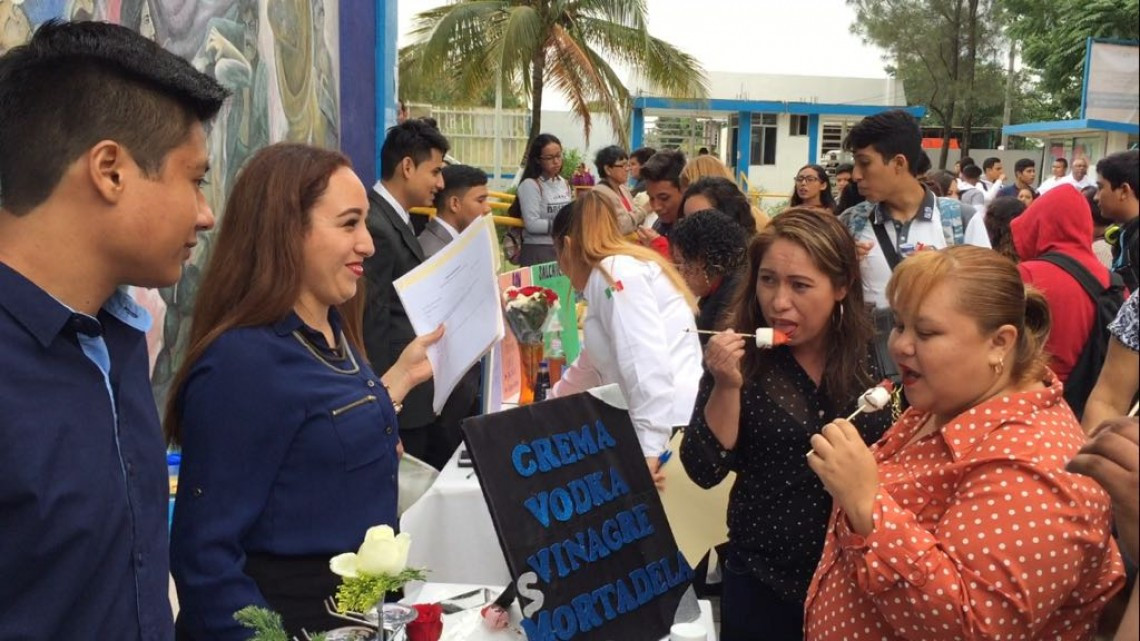 Entregan escrituras a CBTis 105 de Altamira