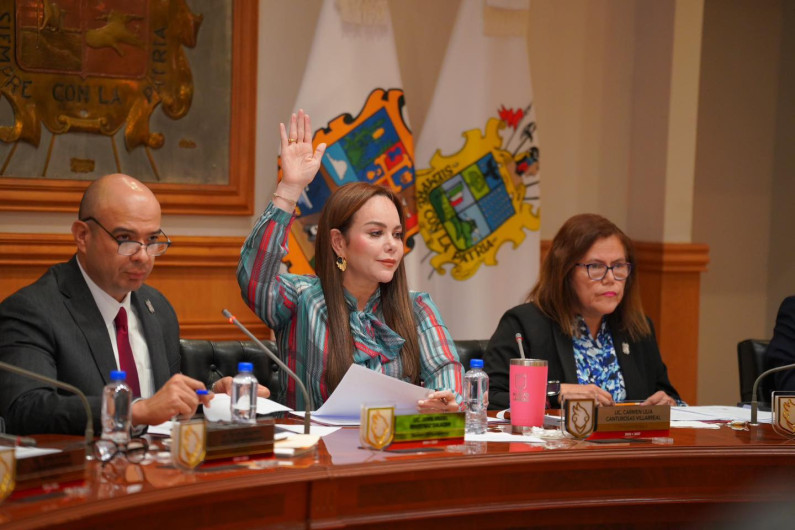 Refrenda alcaldesa Carmen Lilia Canturosas compromiso con la educación; anuncia entrega de más de 8,000 becas