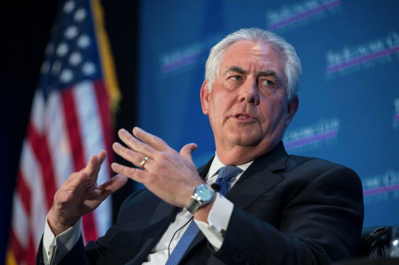Cancela Tillerson viaje a Cancún