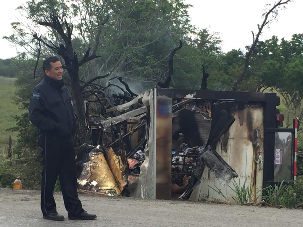 Joven conductor salva la vida milagrosamente