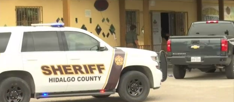  Autoridades catean dos negocios ilícitos de maquinitas