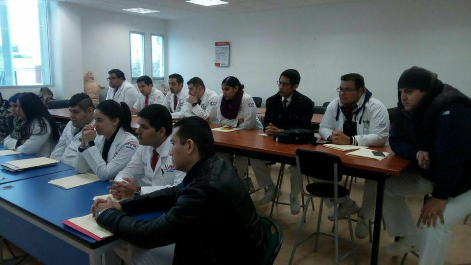 Invitan a pasantes a realizar su servicio social en las unidades de salud