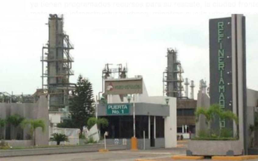 Eliminación de criaderos de moscos en Madero