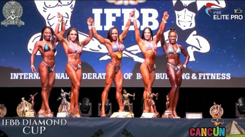 Campeona de figura fitness consigue tercer lugar en IFBB