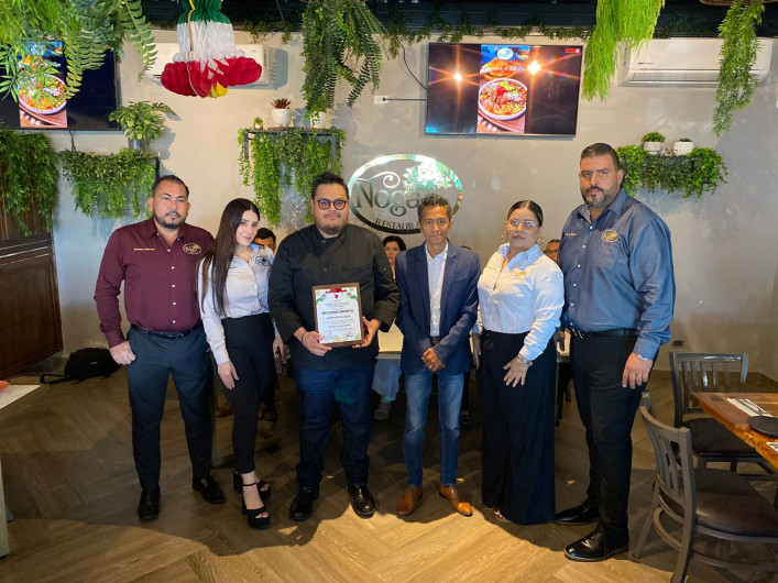 Premian a ganadores de Siempre con la Patria 