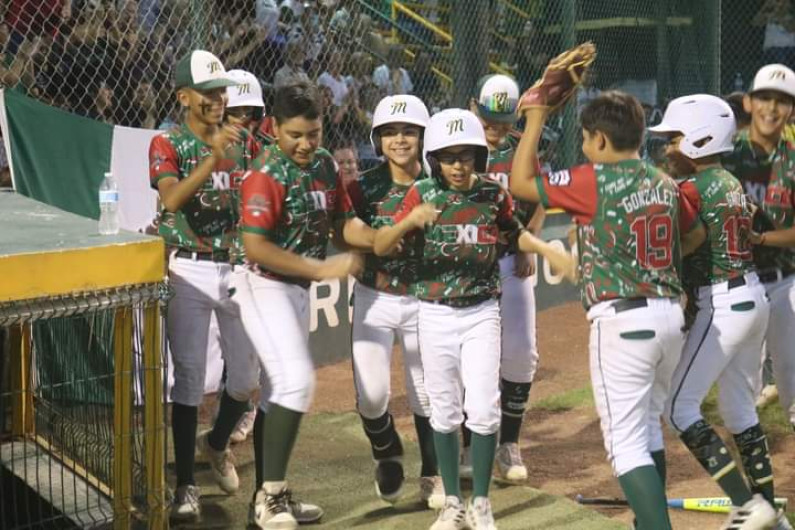 Matamoros México remonta marcador a Cuba y lo vence 6-4