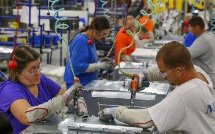 Coordinan esfuerzos para impulsar sector manufacturero