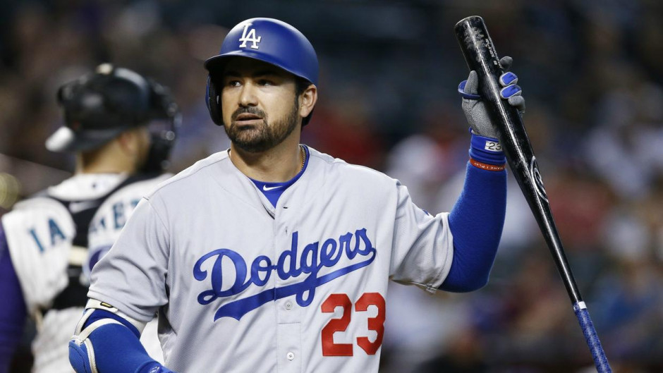 Adrián González, canjeado por Dodgers a Atlanta