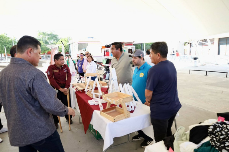 Concluye con éxito la Jornada de Inclusión Masiva con una nueva edición del tradicional Mercado Navideño