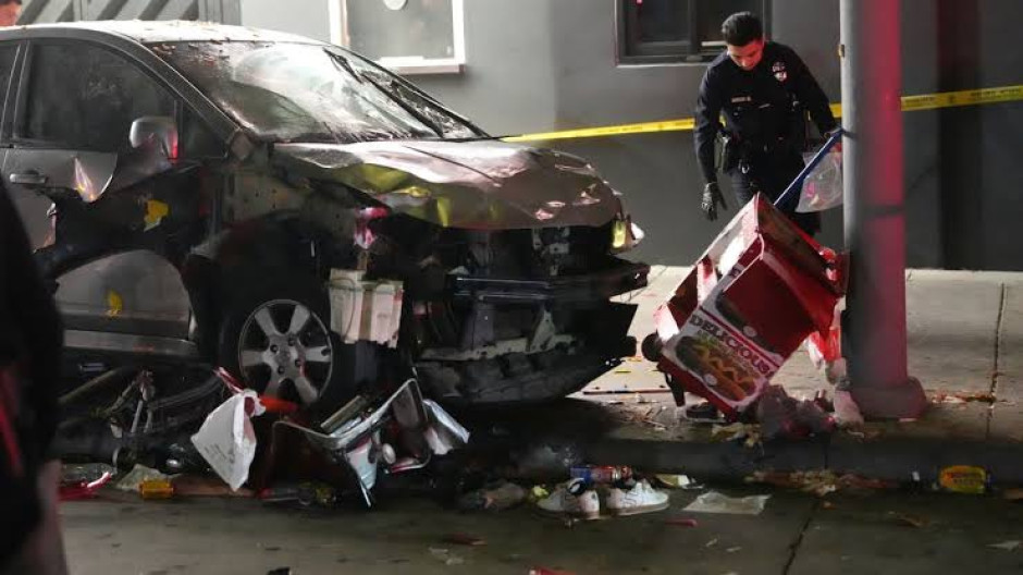 Al menos 30 heridos por atropellamiento masivo en Los Ángeles; policía afirma fue intencional