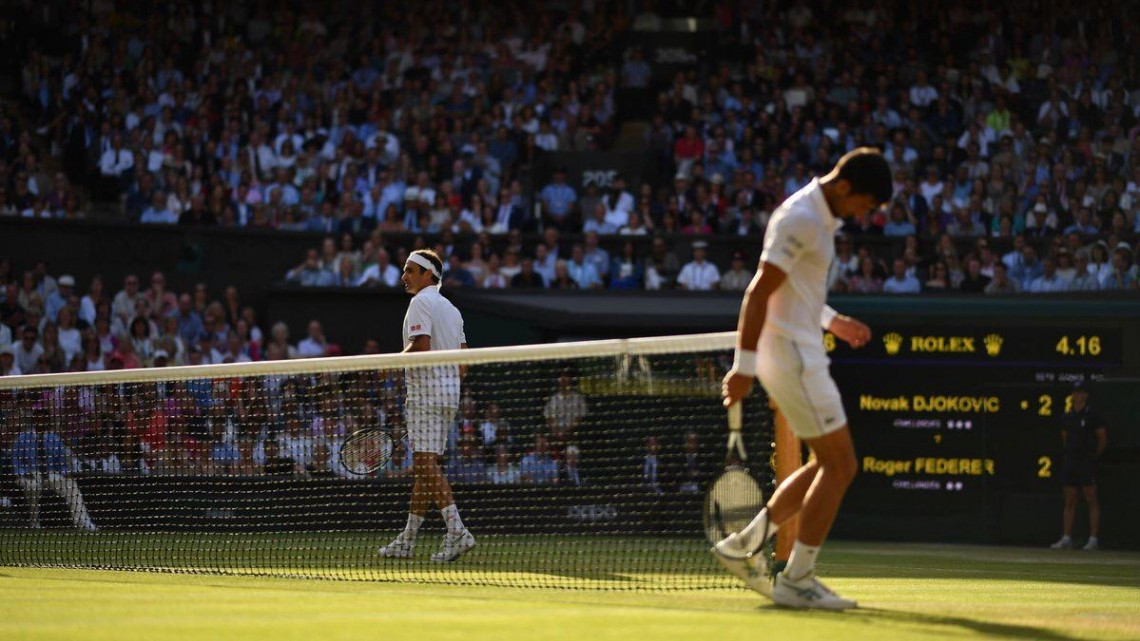 4 hrs, 57 min después, Djokovic hace historia en Wimbledon
