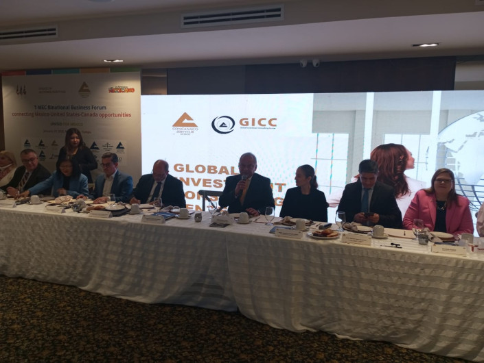 Autoridades y líderes empresariales se reúnen en foro para analizar negocios del T-MEC