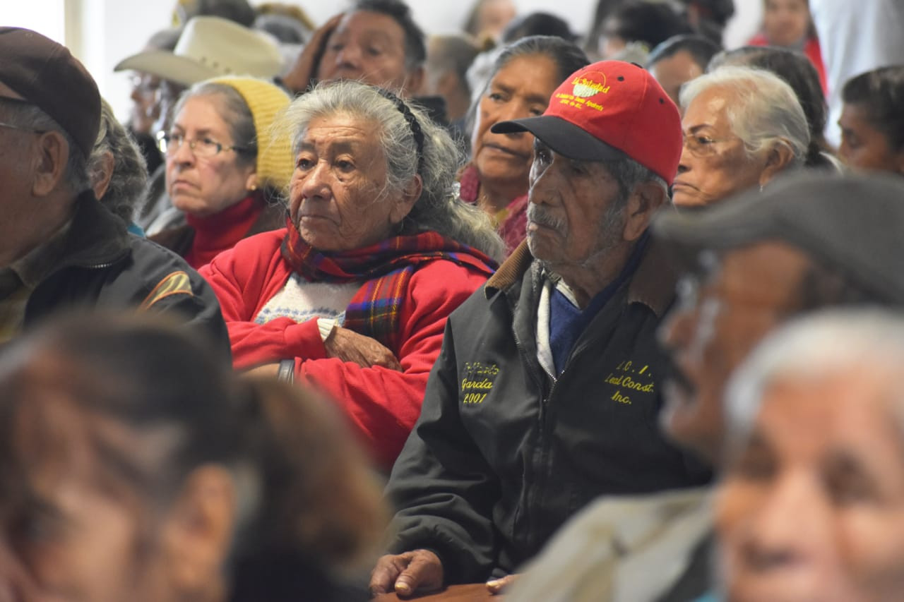 Gestionará Carlos Ulivarri apoyos para la población vulnerable