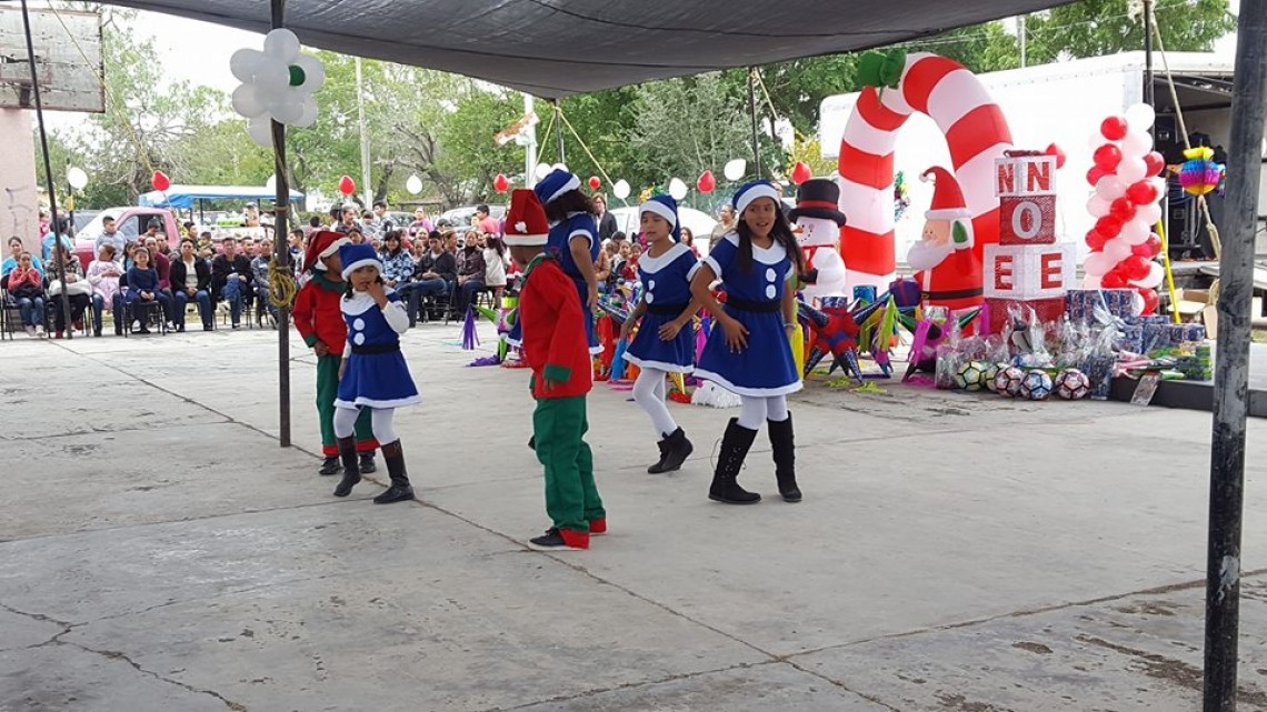 Asiste presidenta de DIF Matamoros como invitada a posada navideña