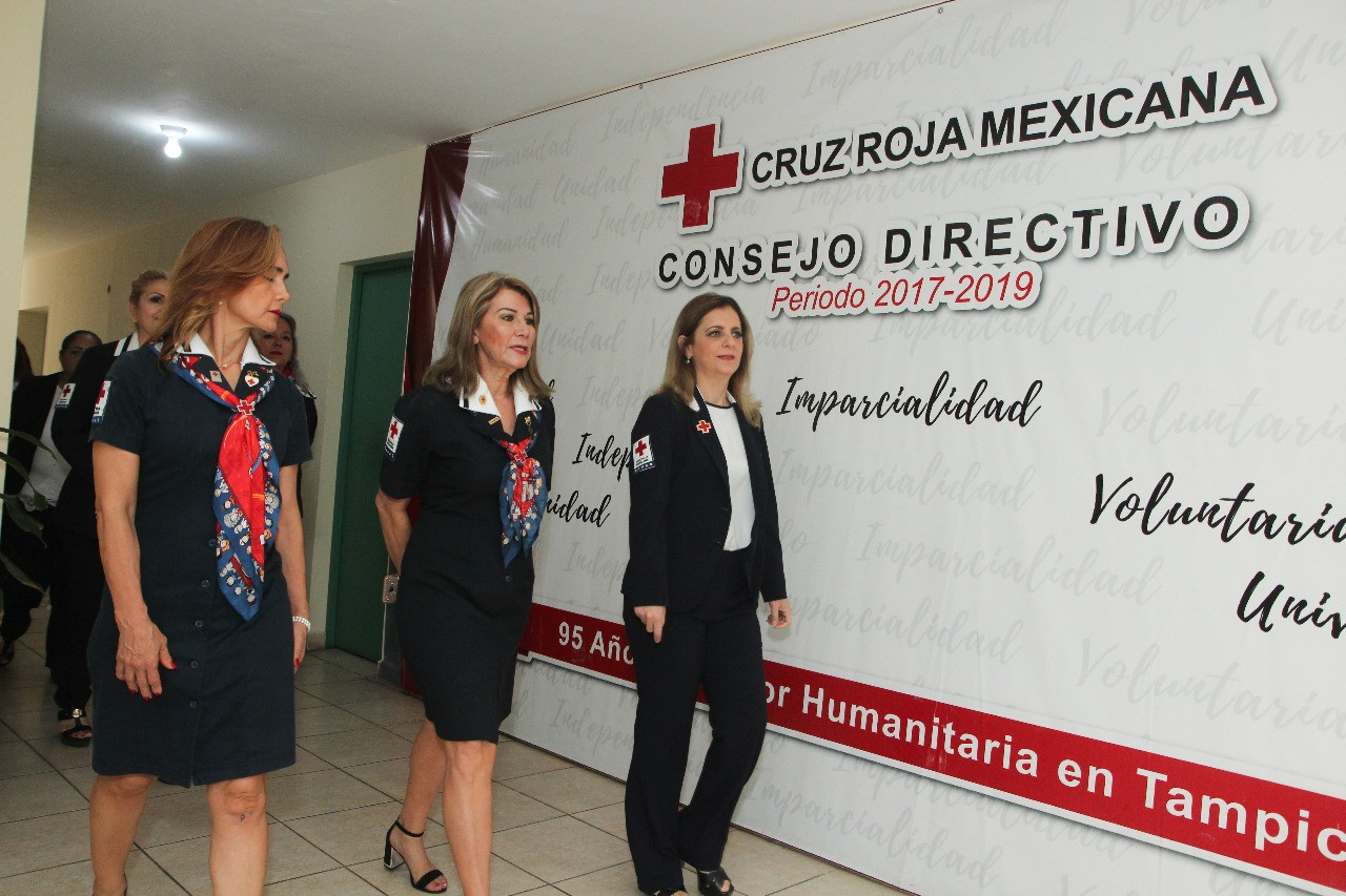 Distingue Cruz Roja a Aída Feres de Nader Como su Presidenta Honoraria