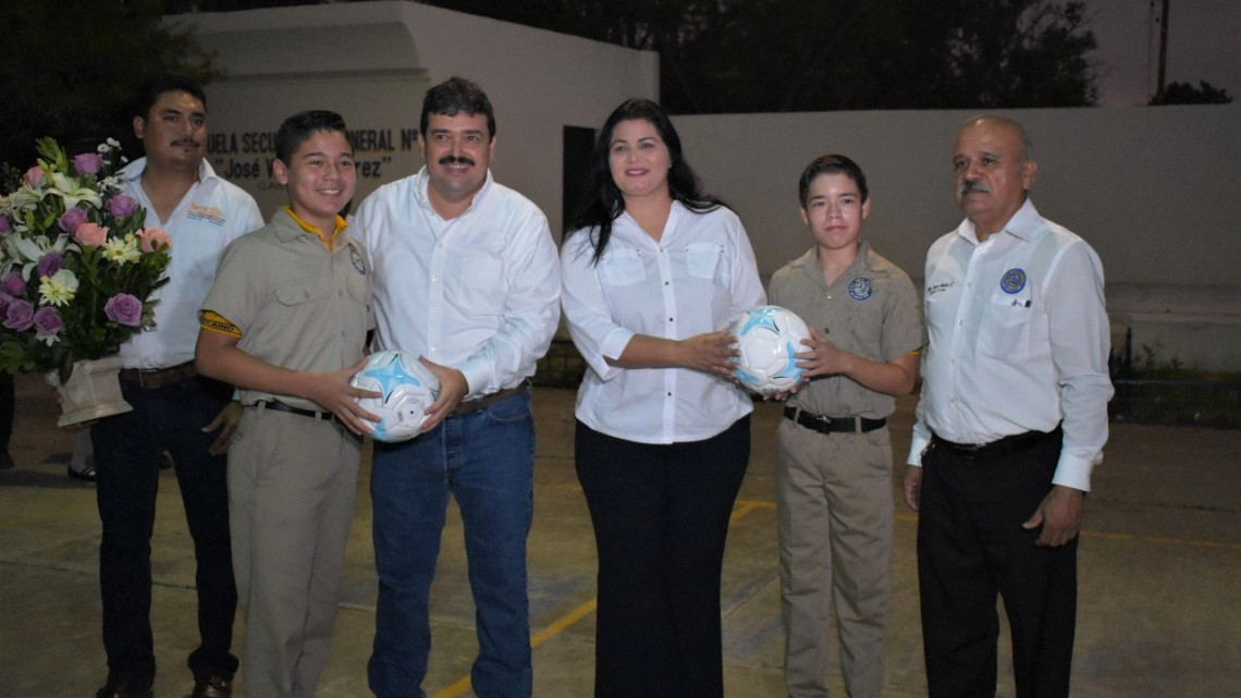 Donará Presidente Municipal 35 por ciento de su sueldo a escuelas