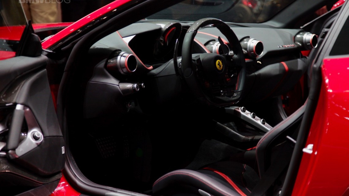 Ferrari presenta el modelo 812 Superfast