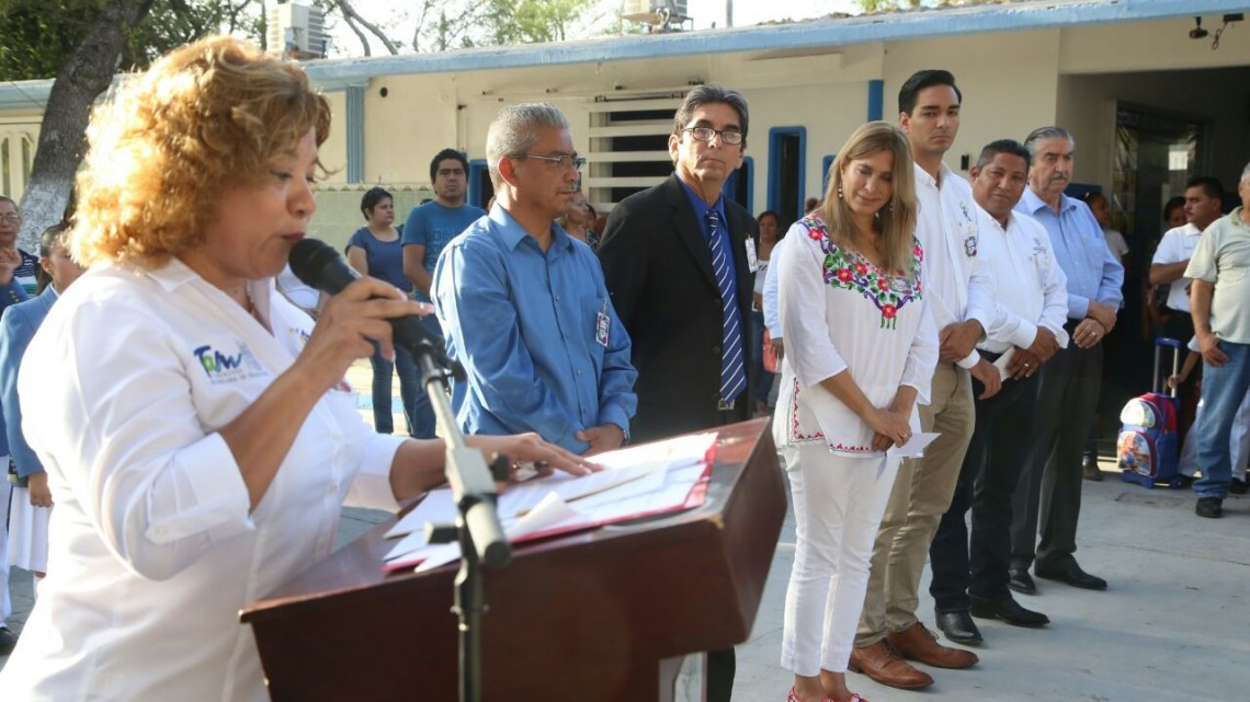 Maki Ortiz inaugura Ciclo Escolar 2017-2018