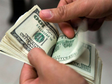 Dólar a la venta en el AICM en 18.68 pesos
