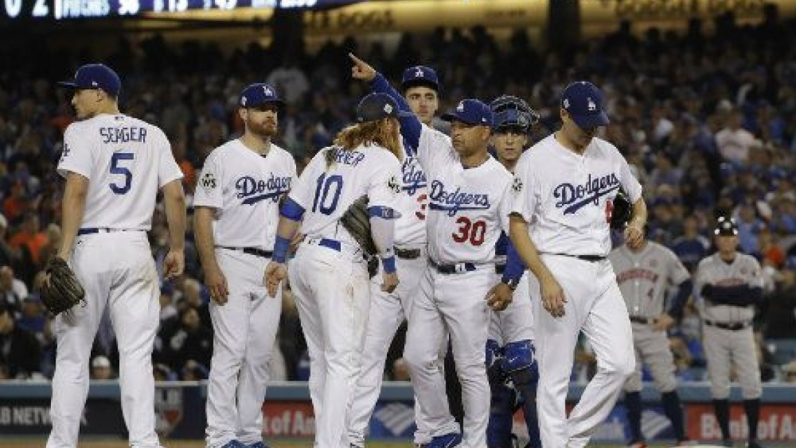 Dodgers gana y empata la Serie Mundial 3-3