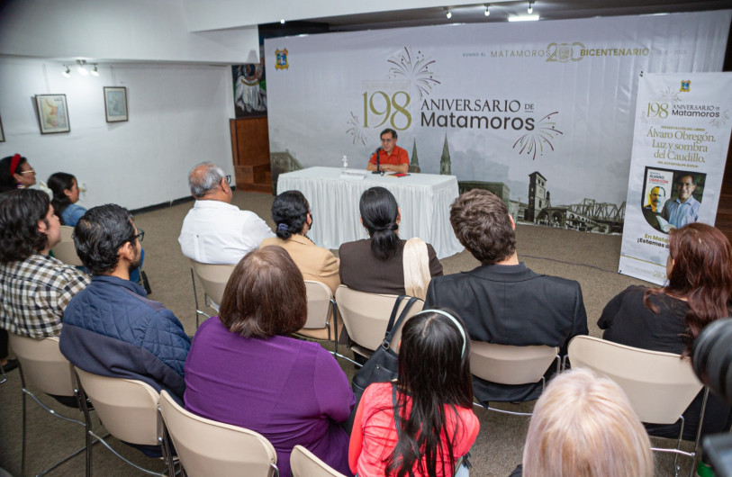 Director del Instituto Nacional de Estudios Históricos de las Revoluciones en México presenta libro en Matamoros.