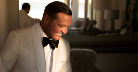 Carlos Bremer quiere llevar al cine la historia de Luis Miguel