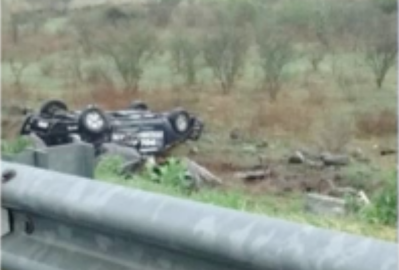 Fallecen 8 policías por volcadura en Michoacan